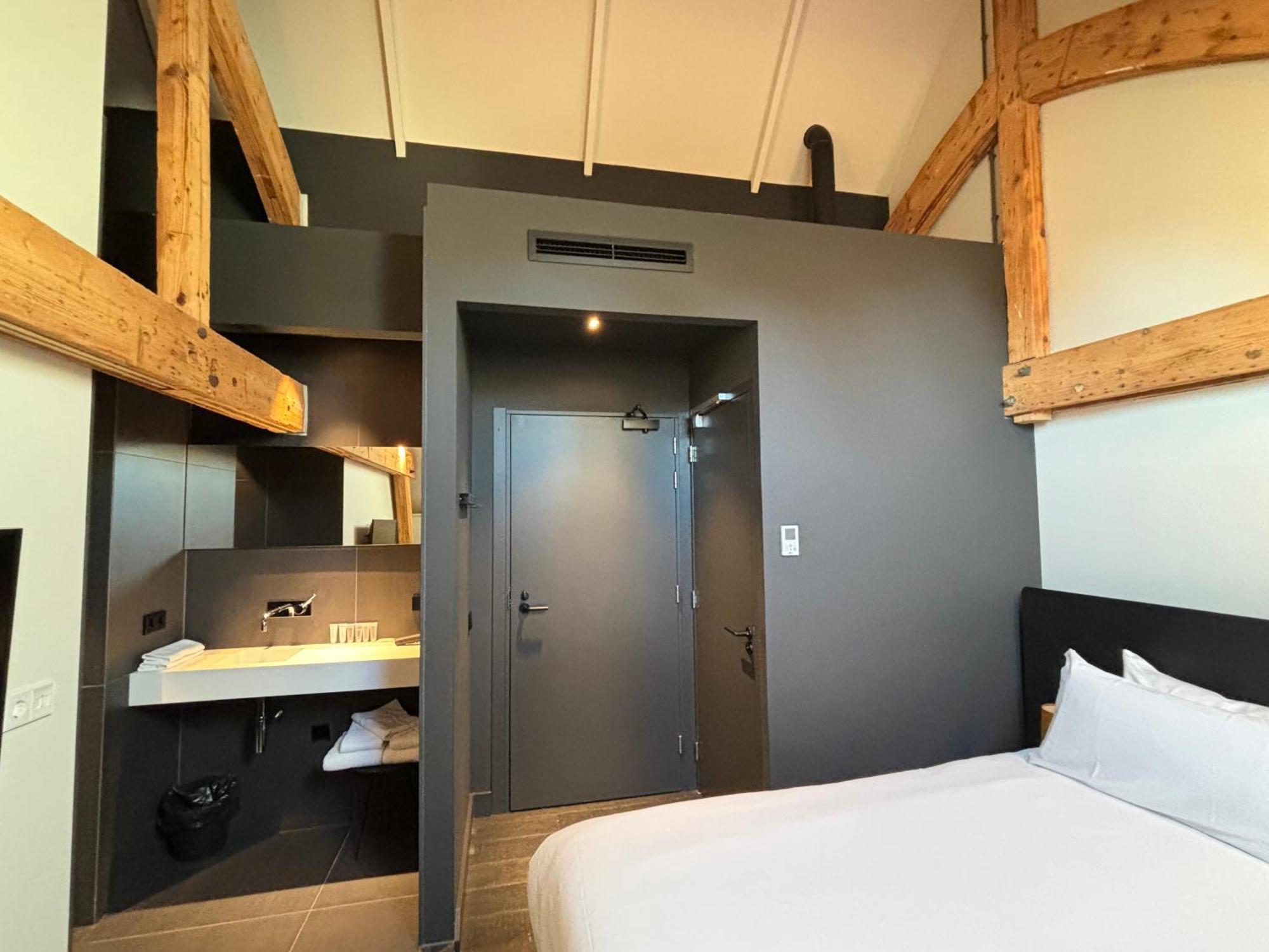 Kazerne Hotel - Member Of Design Hotels 에인트호번 외부 사진